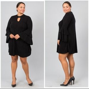 🆕️ PLUS Keyhole Sweater Dress